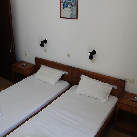 Hotel Stavris Khora Sfakion Exterior photo