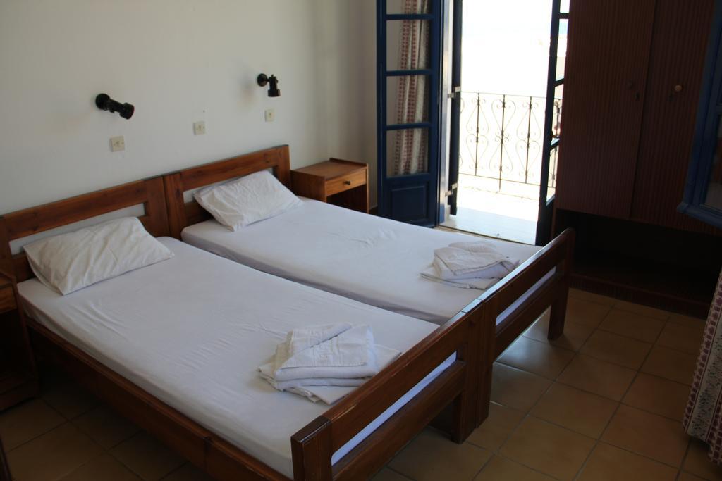 Hotel Stavris Khora Sfakion Exterior photo