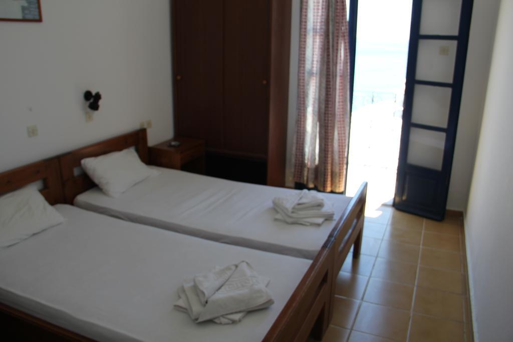 Hotel Stavris Khora Sfakion Exterior photo