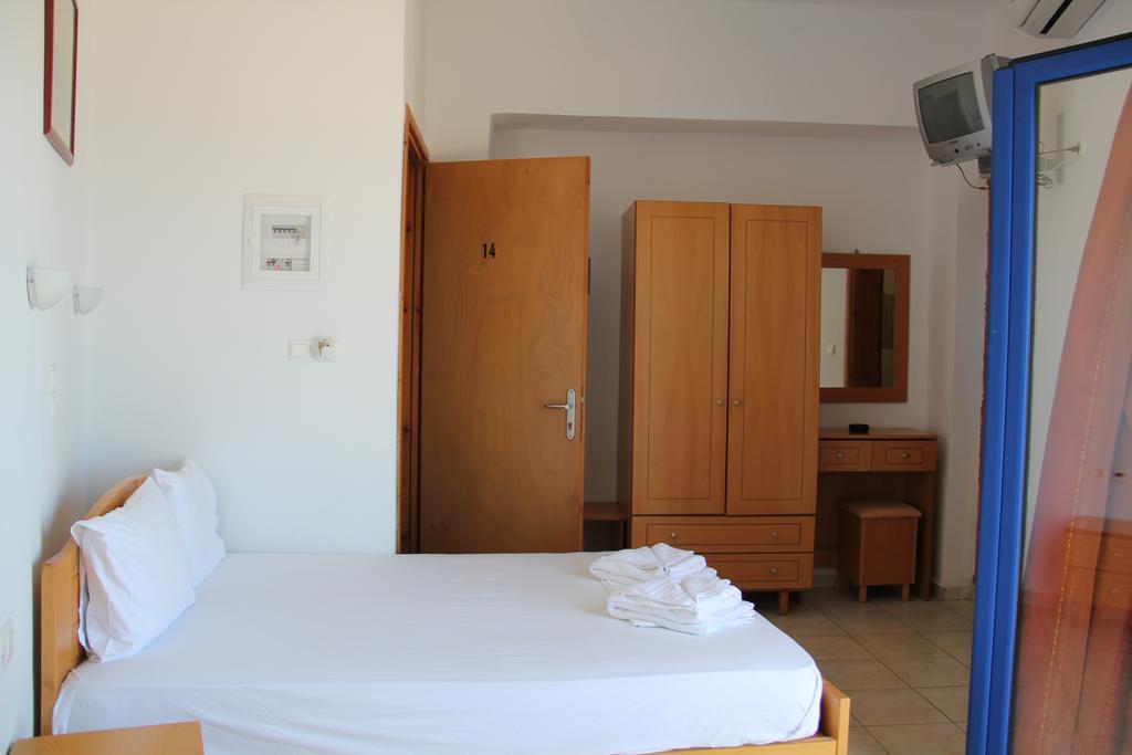 Hotel Stavris Khora Sfakion Exterior photo