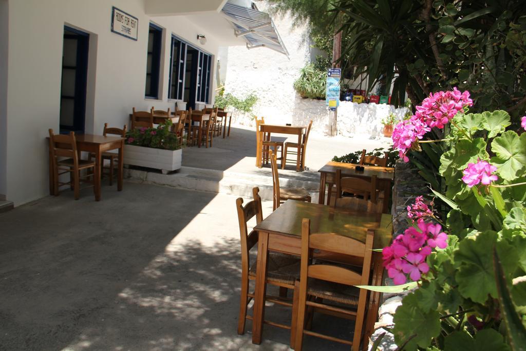 Hotel Stavris Khora Sfakion Exterior photo
